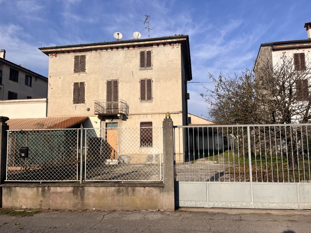 Vescovato porzione di casa bifamiliare